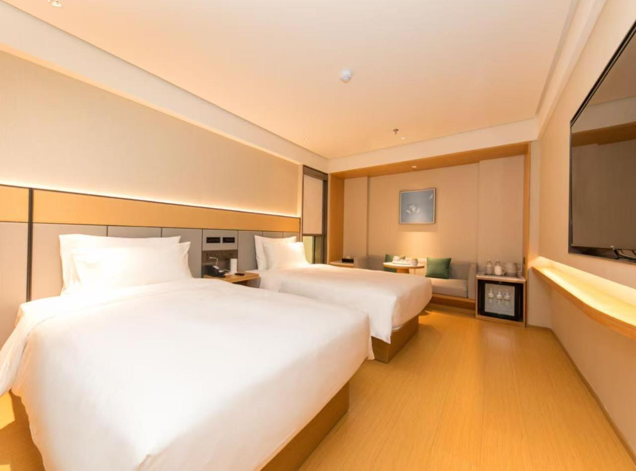Ji Huangxing Road Subway Station 3* Xangai